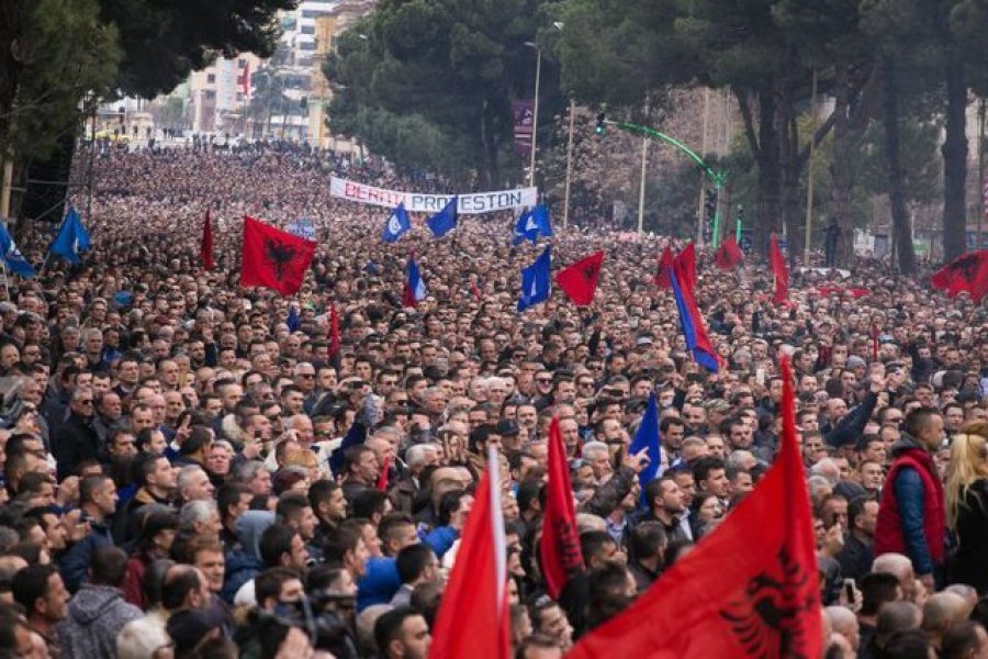 Pse duhet dalë sot në protestë?