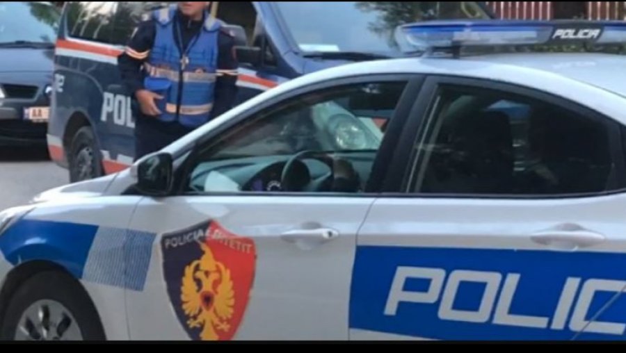 Mbi 8 mijë gjoba, 17 drejtues mjetesh të arrestuar/ Policia Rrugore e Elbasanit publikon bilancin për muajin gusht