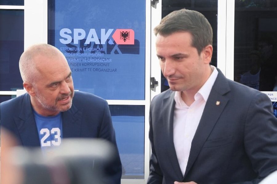 Mbledhja e Asamblesë së PS Tiranë/ Rama - Veliajt: Merru me punë e bashkisë mos fluturo shumë lart se s’dihet si është ulja në,,,