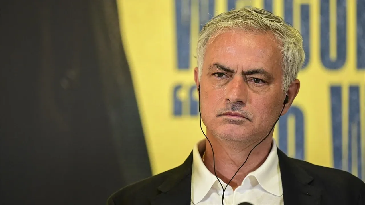 Mourinho do te Fenerbahce yllin brazilian