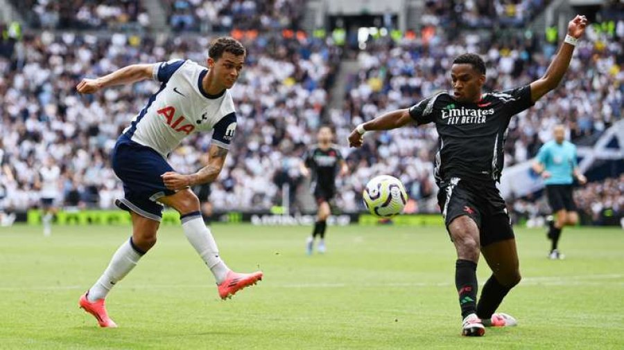 Arsenali rikthehet te fitorja, Gabriel ndëshkon Tottenham në derbi