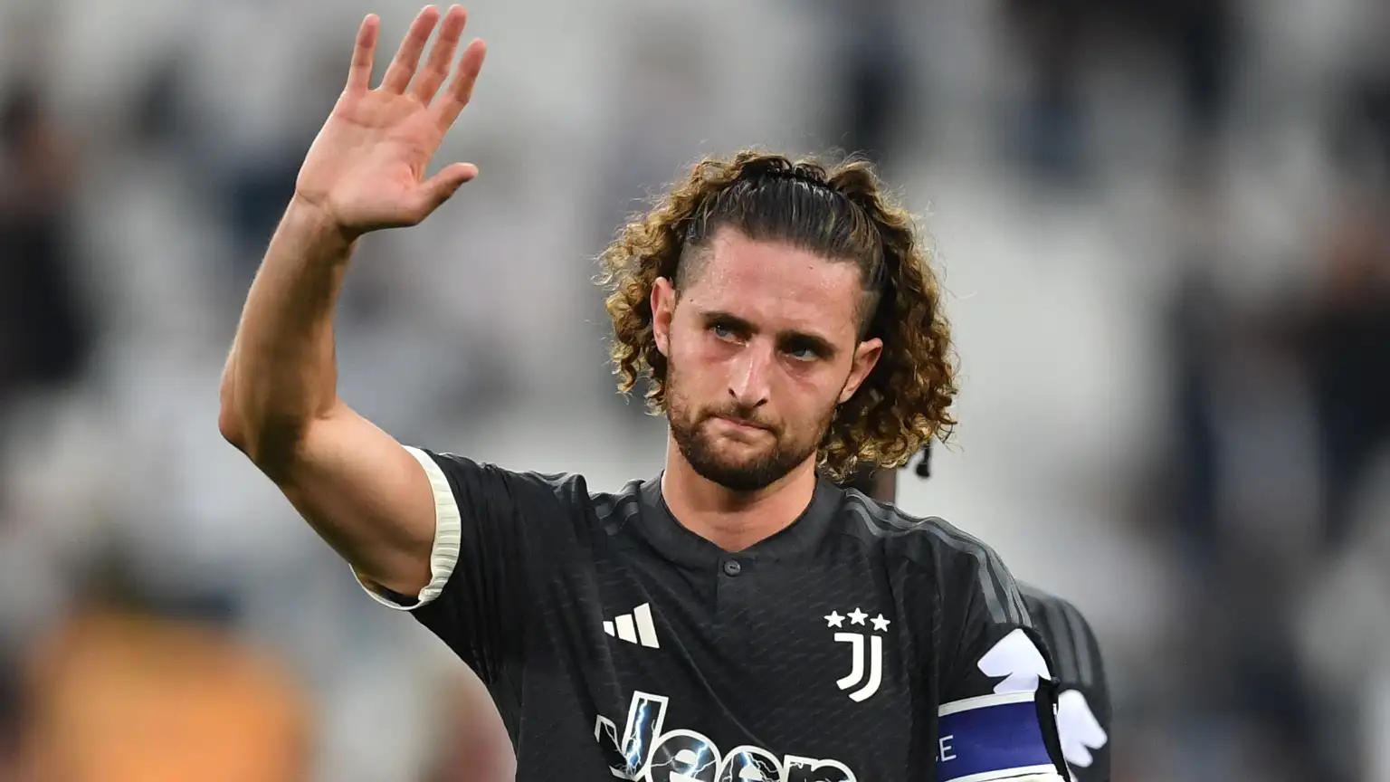 Rabiot surprizon me të ardhmen, mesfushori francez do të firmosë për 2 vite me…