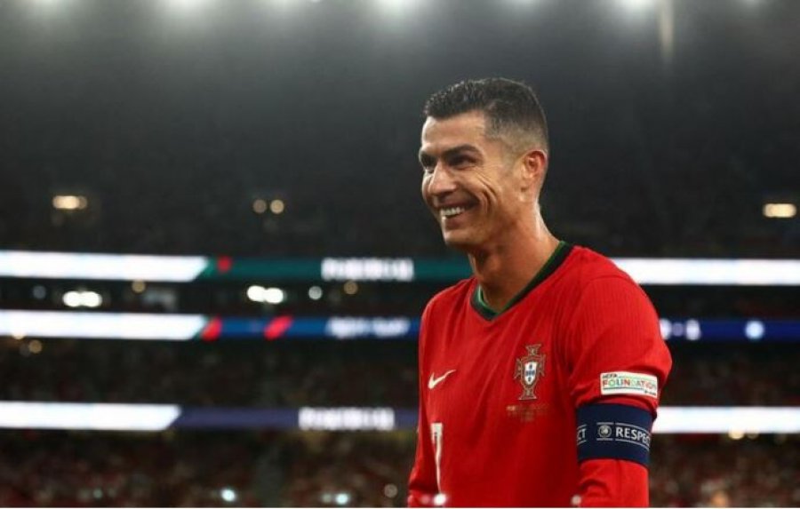 Cristiano Ronaldo thyen një tjetër rekord, por jo në botën e futbollit: Bëhet personi i parë në histori që…