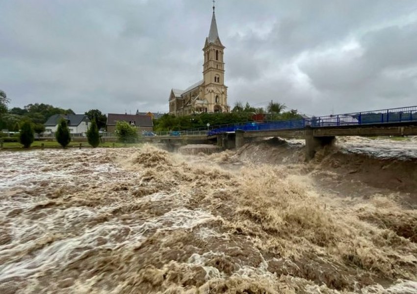 Situata e përmbytjeve në Europë: Italia pritet të goditet nga stuhia 'Boris'