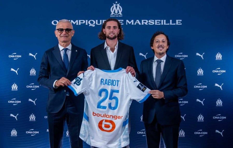 Adrien Rabiot prezantohet te klubi i ri