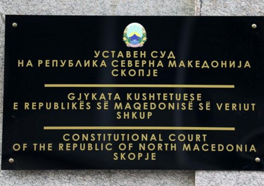 Gjykata Kushtetuese në Maqedoninë e Veriut pezullon punësimet në sektorin publik në bazë të kuotave etnike