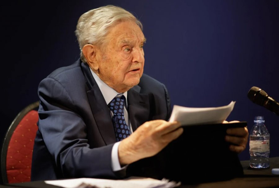 Soros jep 250 mijë dollarë për grupin që censuron mediat e djathta