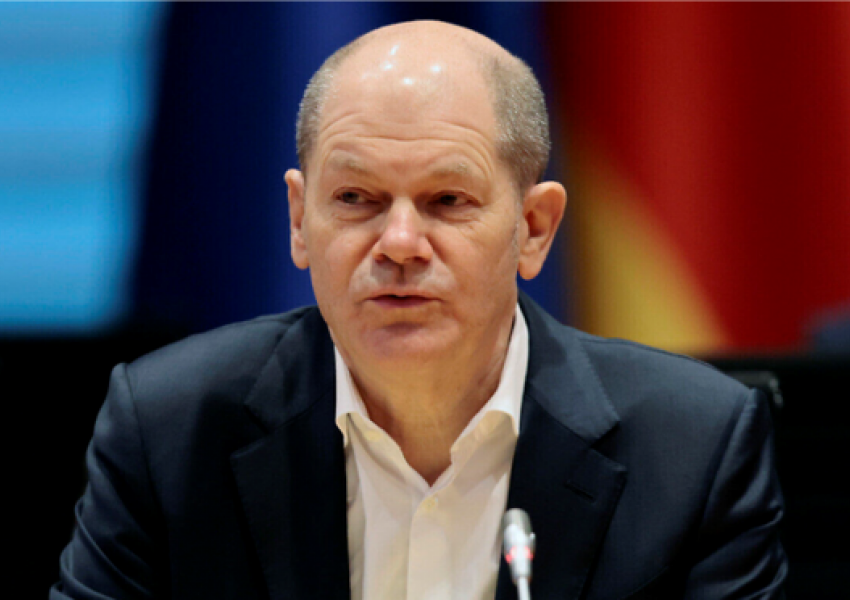 Scholz: E përsëris, nuk do të furnizoj Ukrainën me raketa ‘Tarius’