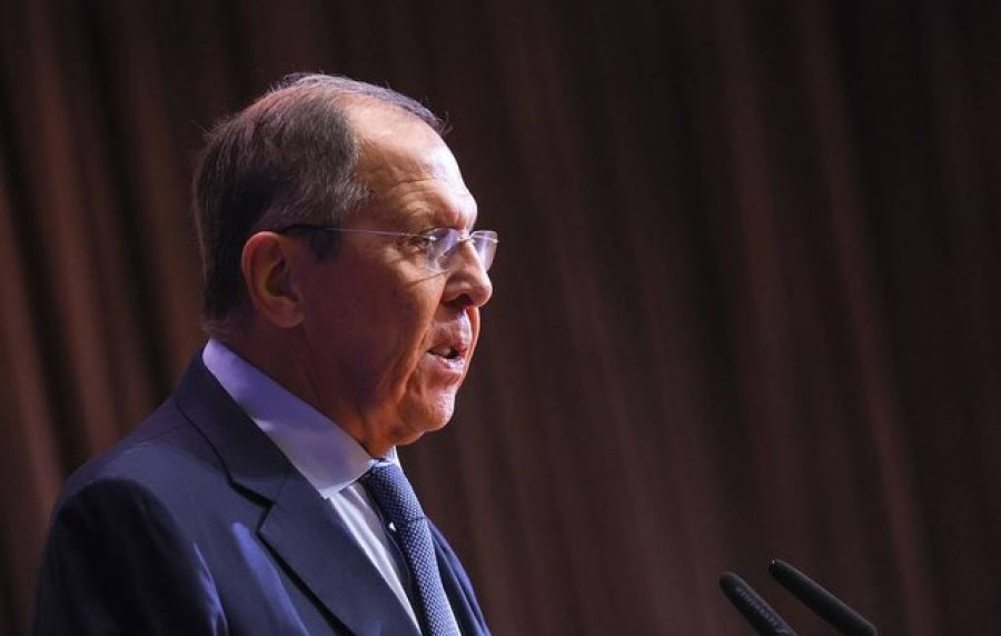 Rusia me paralajmërime/ Lavrov: Askush nuk dëshiron luftë bërthamore, por armët janë në gatishmëri 