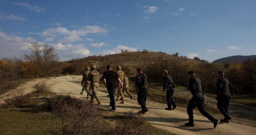 KFOR-i bashkë me Policinë e Kosovës rrisin patrullimet në veri