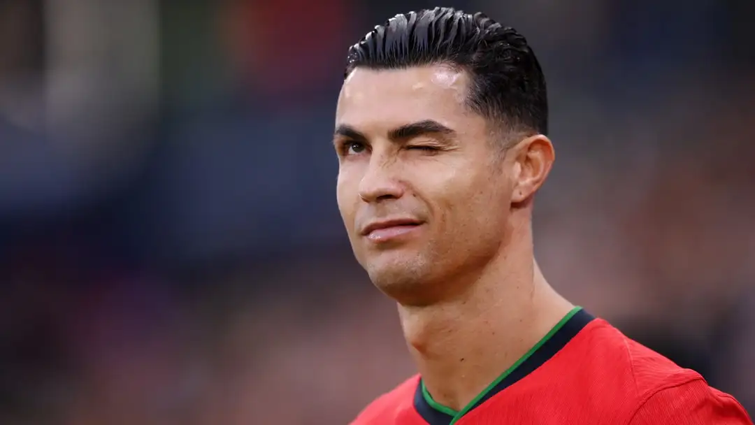 Egoja e madhe, e bëri Cristiano Ronaldon modelin më të madh në historinë e futbollit