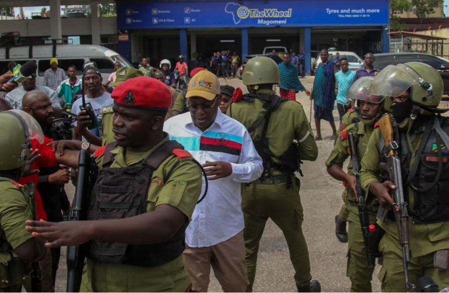 Tanzania arreston liderët e opozitës për të penguar protestat