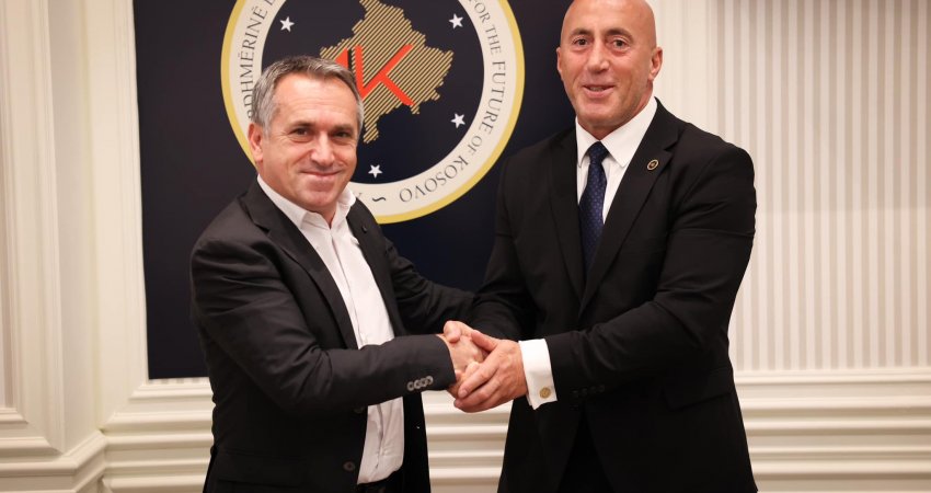 Haradinaj prezanton aderimin e radhës në AAK