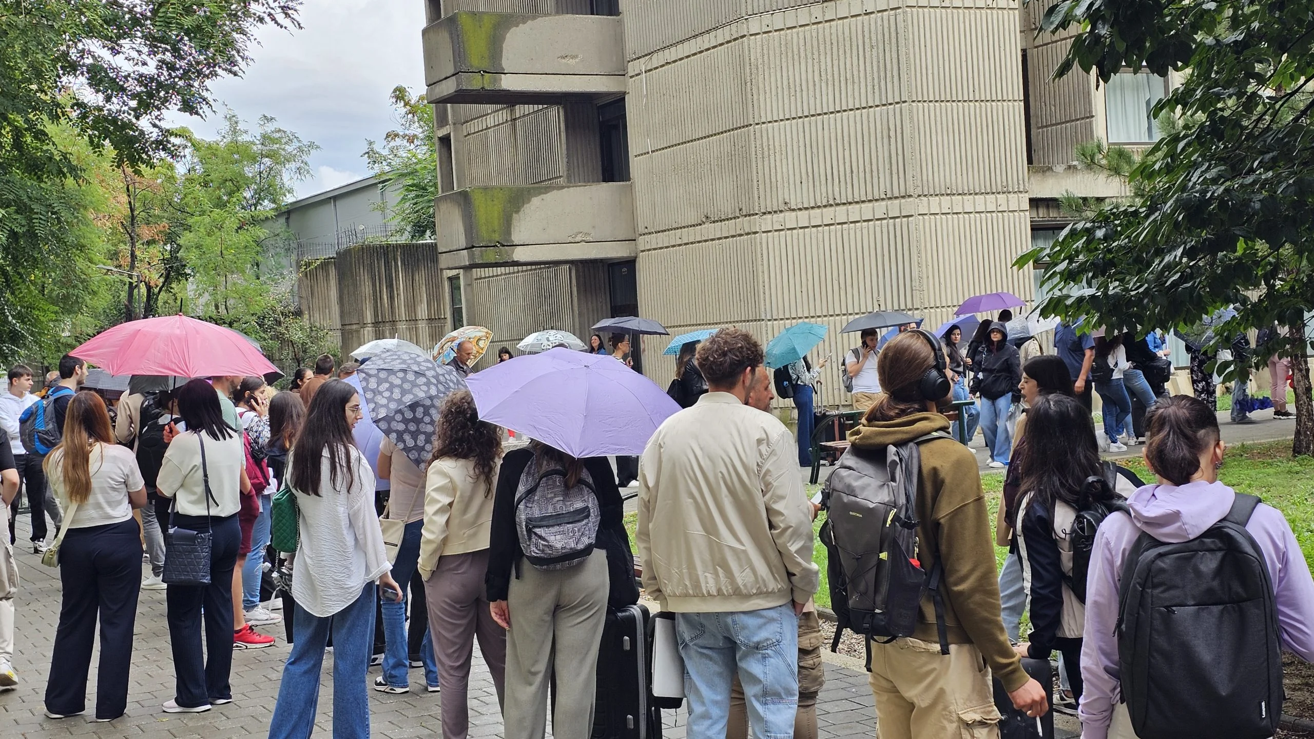 Shifra dëshpëruese/ Po 'shkrihet' numri i studentëve të diplomuar dhe doktorëve të shkencave